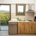 Robolla Apart-hotel 4*
