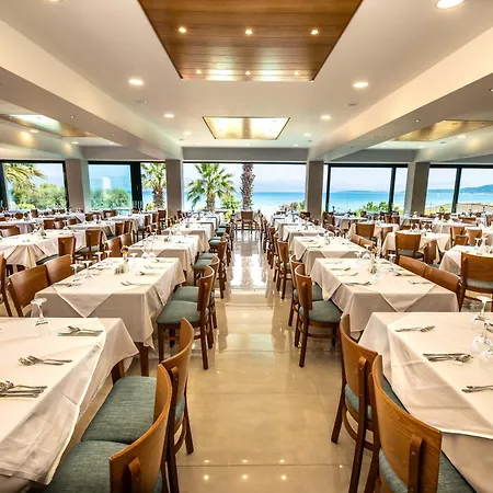 Aparthotel Robolla 4*