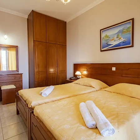 Robolla Aparthotel 4*