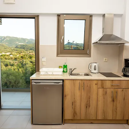 Robolla Aparthotel 4*