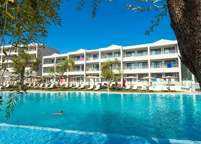 Robolla Hotel apartamentowy Roda (Corfu)