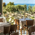 Lägenhetshotell Robolla Roda (Corfu)